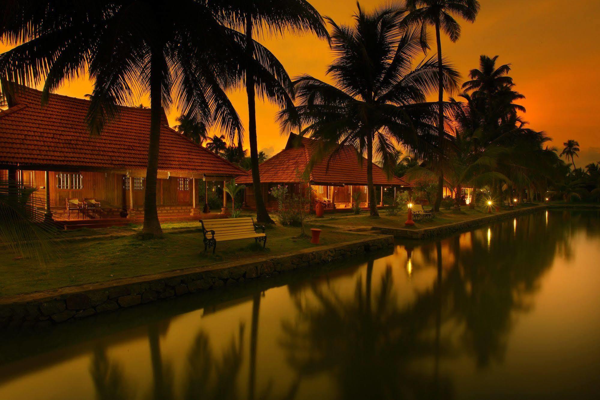 Kondai Lip Backwater Heritage Resort Kochi Esterno foto
