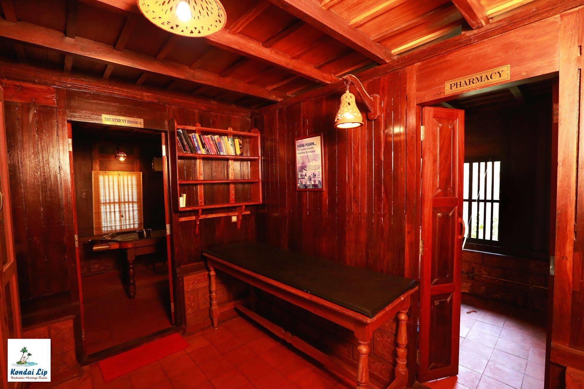 Kondai Lip Backwater Heritage Resort Kochi Esterno foto