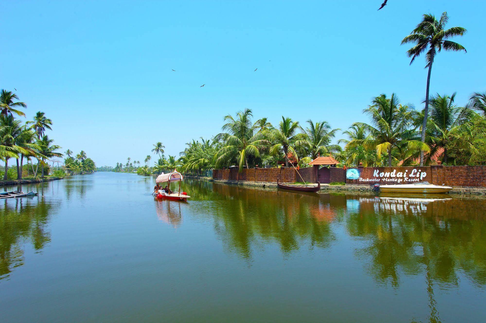 Kondai Lip Backwater Heritage Resort Kochi Esterno foto