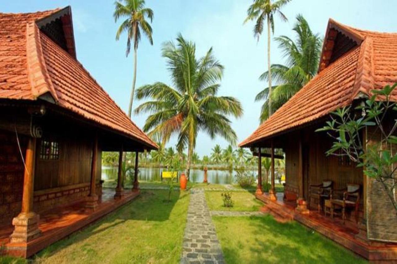 Kondai Lip Backwater Heritage Resort Kochi Esterno foto